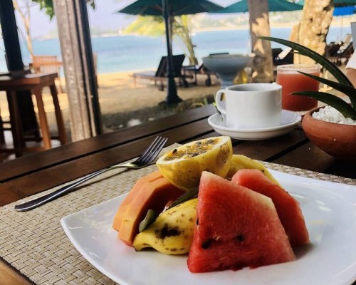 Jolanka Resorts Unawatuna 3* — пляжный отель в Унаватуне