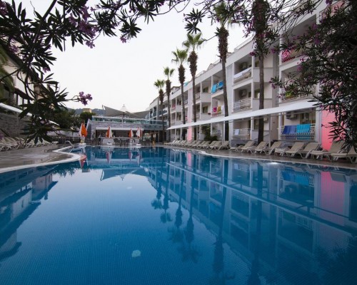 Mirage World 5* в Ичмелере: честный разбор отеля от турагента