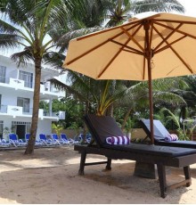 Nico Beach Hotel 3*