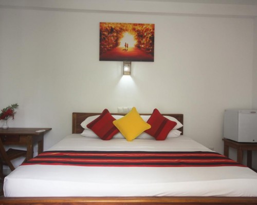 Nico Beach Hotel 3* в Хиккадуве: что важно знать перед бронированием