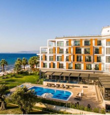 MAIA Luxury Beach Hotel & Spa 4*