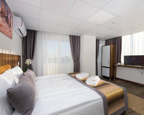 Grand Gulluk Hotel 3* — отель в центре Антальи, Муратпаша