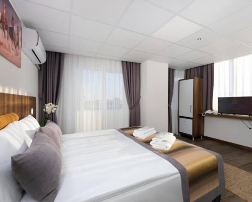 Grand Gulluk Hotel 3* — отель в центре Антальи, Муратпаша