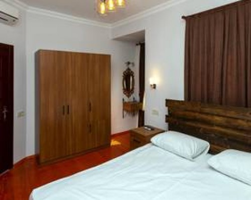Pera Boutique Hotel, Анталья — отель в старом городе Калеичи