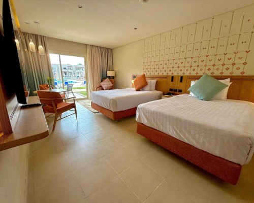 Naama Bay Promenade Beach Resort 5* — Шарм-эль-Шейх