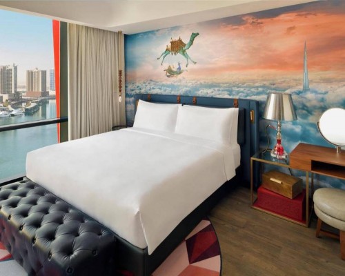 Hotel Indigo Dubai Downtown 4* — городской отель в Дубае