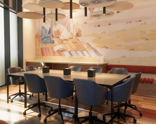 Hotel Indigo Dubai Downtown 4* — городской отель в Дубае