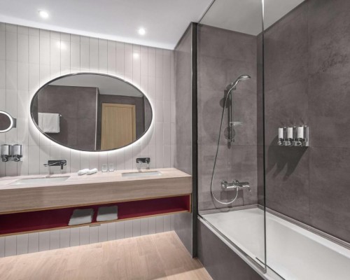 Hampton By Hilton Marjan Island — отель 4* в Рас-эль-Хайме
