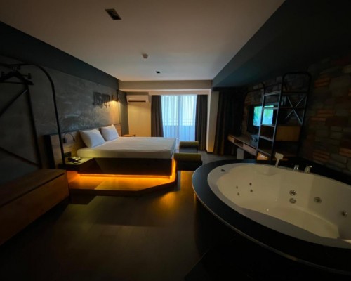 Afflon Loft City Hotel в Анталье — отель рядом с Калеичи