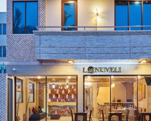 Lonuveli 4* — отель в Хулхумале, Северный Мале