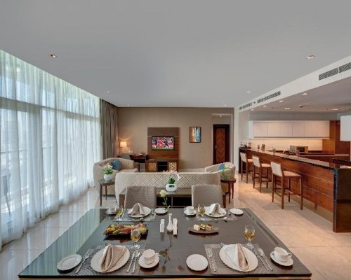 Royal Continental Suites 5*