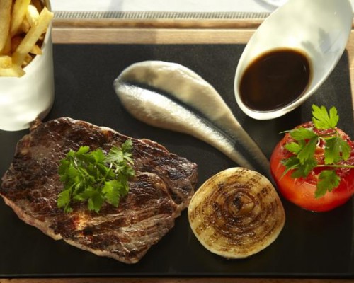 Cristal Hotel Abu Dhabi 4* — отель в Абу-Даби