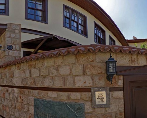 Eski Masal Hotel — отель в Анталье, район Муратпаша