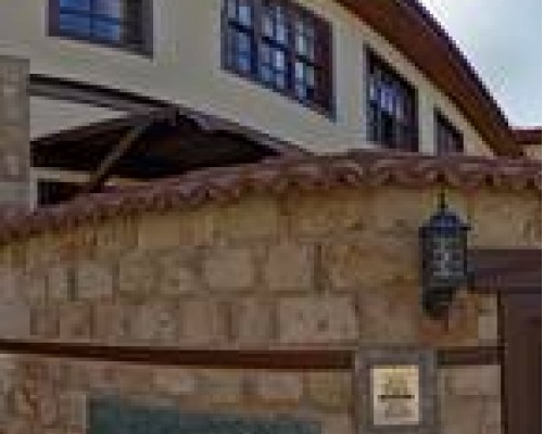 Eski Masal Hotel — отель в Анталье, район Муратпаша