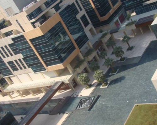 Bay Square Building 12 4*