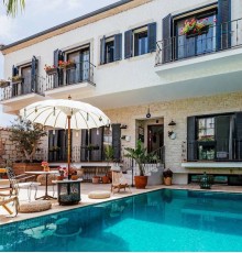 Alachi Hotel 4*