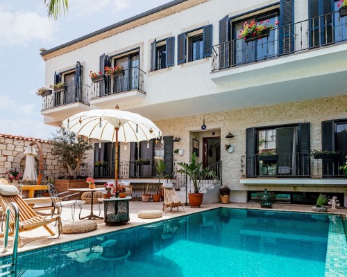 Alachi Hotel 4* — Чешме, Алачаты