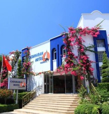 Catamaran Hotel