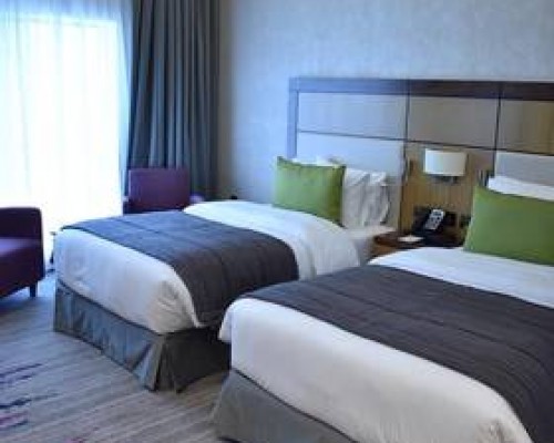 Golden Tulip Al Thanyah Hotel Apartments 4*