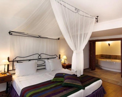 Zeus Kumlubuk Hotel, Турунч: честный обзор от турагента