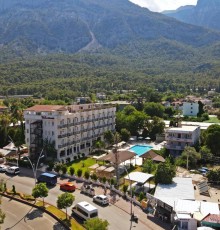 Tal Beach Hotel 3*