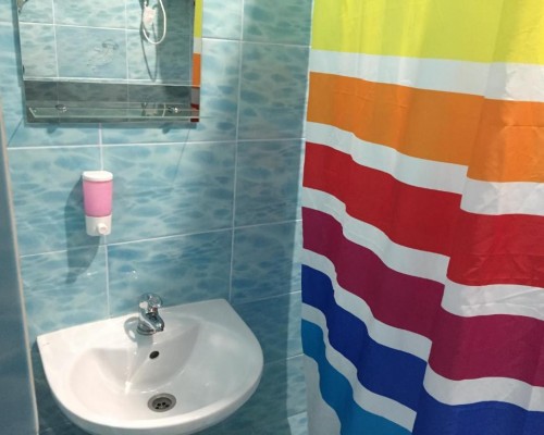 Dionisy Guest House, Пицунда: честный обзор гостевого дома