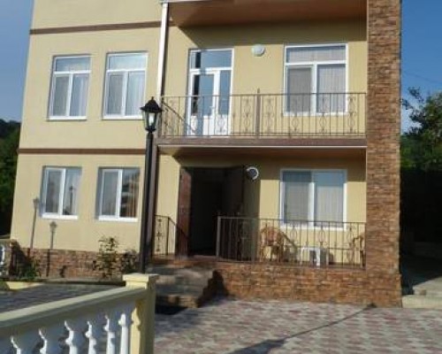 Гостевой дом Кристалл в Сухуме: 300 м до пляжа, без звёзд