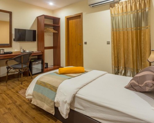 West Sands 3* — Ари Атолл, остров Укулхас