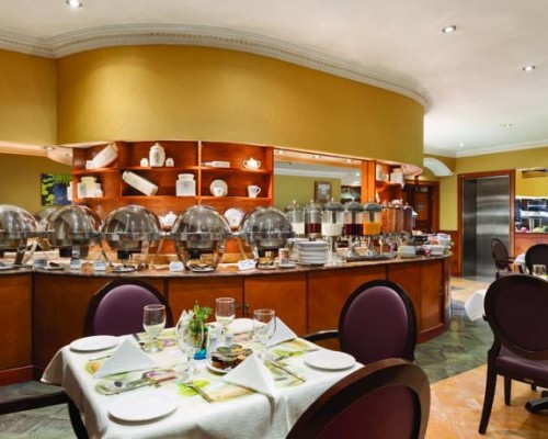 Howard Johnson Hotel 3* в Абу-Даби: что реально есть в отеле
