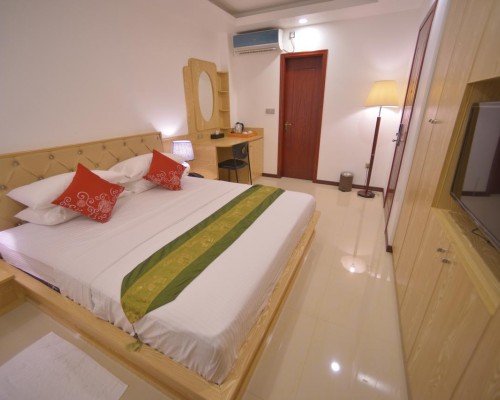 Hathaa Beach Maldives 4* — Северный Мале, Хулхумале