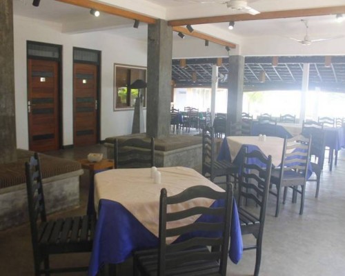 Star Beach Hotel 2* в Негомбо: что реально есть в отеле
