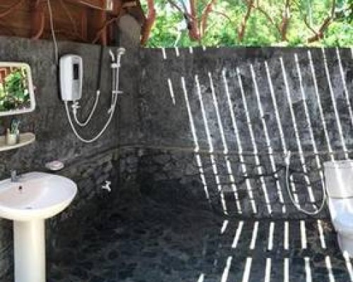 Pawana 4* — отель в Унаватуне, Шри-Ланка