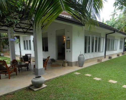 Lalitha Villa 3* — отель в Бентоте, Шри-Ланка