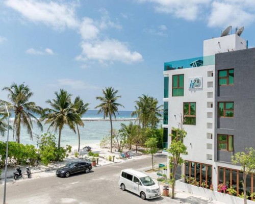 H78 Maldives 4* — отель в Хулхумале, Северный Мале