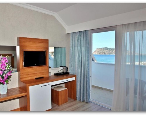 Alanya Mesut Hotel Family 3*: честный обзор от турагента