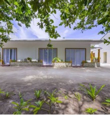 Aadan Beach House 3*