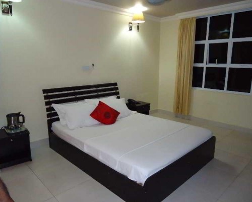 City Beach Hotel 1* — Мале, Мальдивы