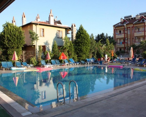 Albatros Apartments в Мармарисе — подбор тура у персонального турагента
