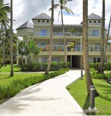 Coson Bay Hotel & Residences 4*