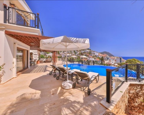Villa More 1468 в Калкане: что известно на самом деле