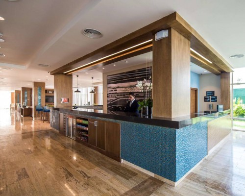 Hampton By Hilton Santo Domingo Airport, Бока Чика — отель 4*