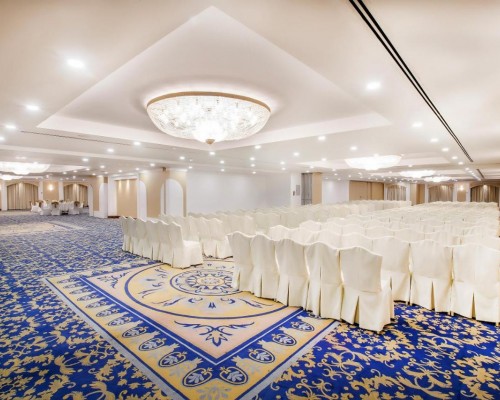 Grand Excelsior Hotel Bur Dubai 4* — отель в Бур-Дубае