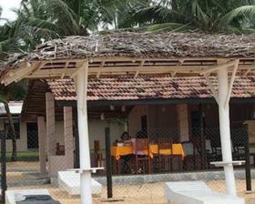 Thiranagama Beach Hotel — Хиккадува, Шри-Ланка