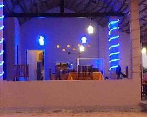 Thiranagama Beach Hotel — Хиккадува, Шри-Ланка