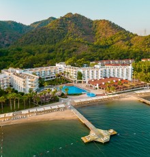 Fortezza Beach Resort 5*