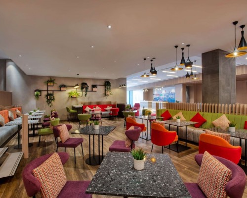 La Quinta by Wyndham Dubai Jumeirah, Дубай