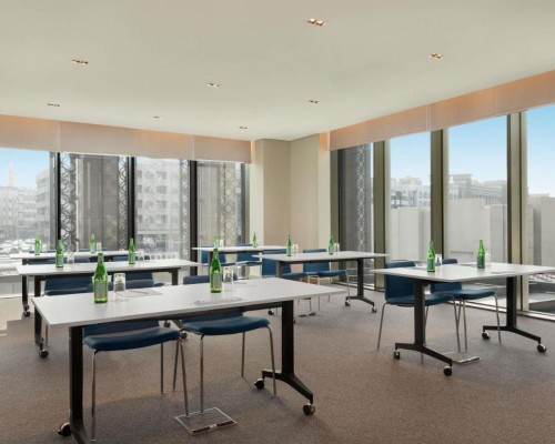 Days Hotel By Wyndham Dubai Deira — отель 3* в Дубае