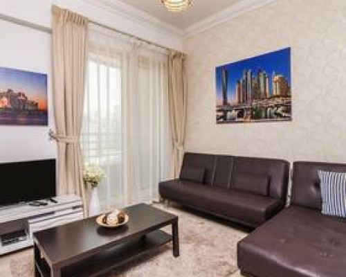 OYO Home 185 Marina Facing 2BHK
