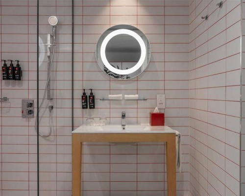 Radisson RED Dubai Silicon Oasis — отель 4* в Дубае