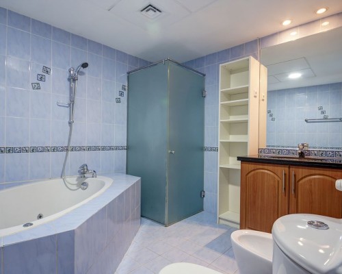 The Waves By Deluxe Holiday Homes